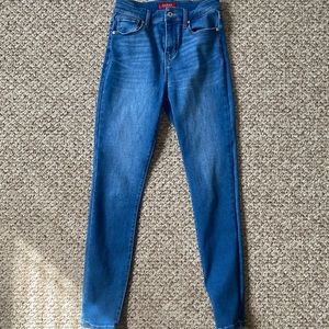 Guess. Skinny Jeans. Size 28. Gently Worn!